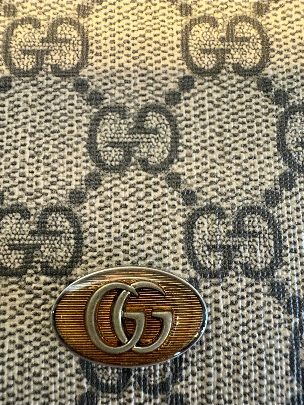 Gucci I Phone 12 Case - Picture 4 of 8